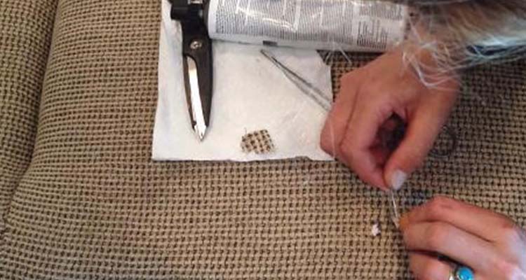 از بین بردن جای سوختگی سیگار روی مبل